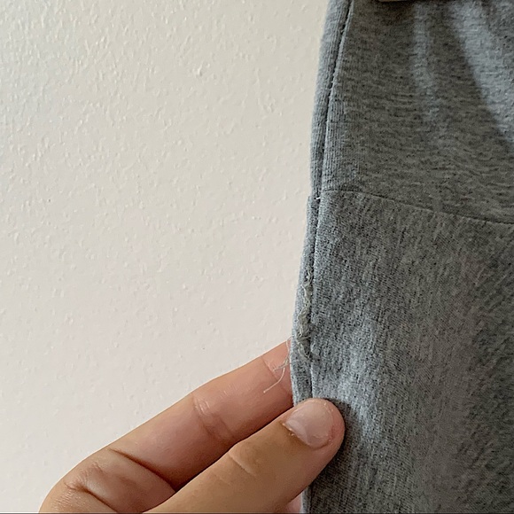 3/20💫 FOREVER 21 | Grey skater skirt size XS-S - Picture 4 of 6